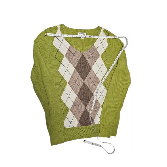 St. John's Bay V-Neck Sweater - Green and Brown Argyle - Picture 13 of 13